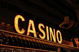 casino sign, 5 tips for live poker