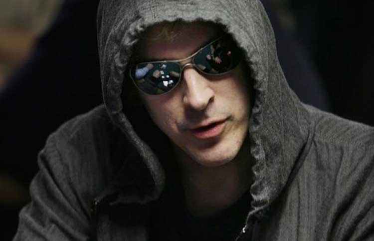 Phil Laak unabomber and Jennifer Tilly
