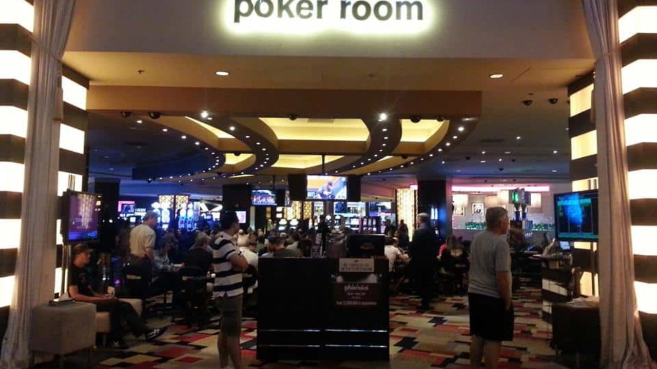 Casino 2 Las Vegas Caesars Palace Poker Room Casino Chip
