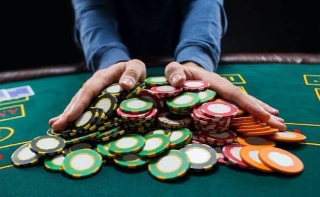 Voyage gossip Kakadu All-In Poker Rules - When Should You Go All-In? - Upswing Poker