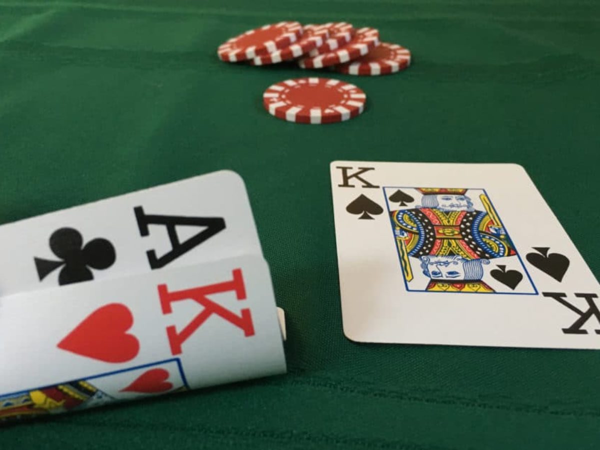 Split Pots: Learn about Split Pot Poker With Examples